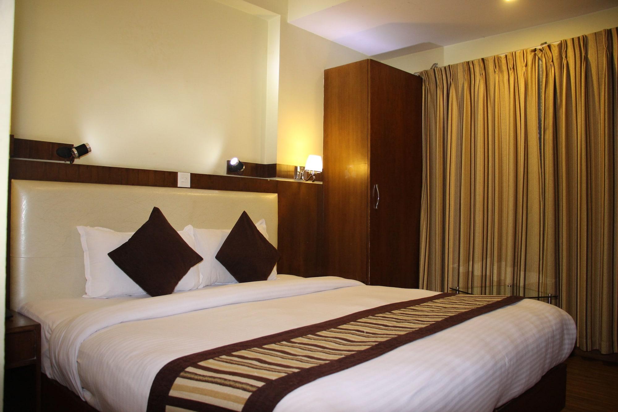 Backyard Hotel Kathmandu Exterior foto