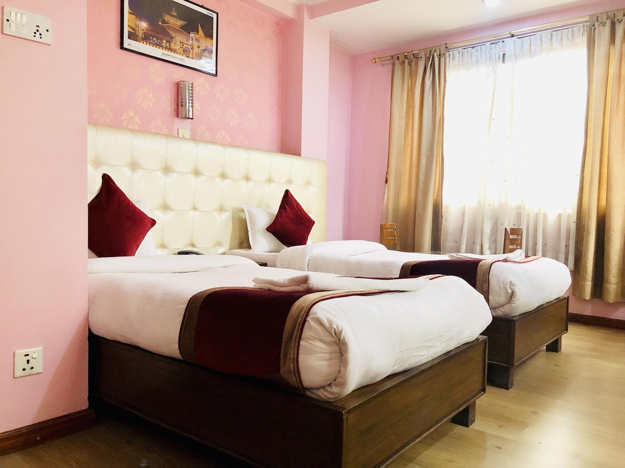Backyard Hotel Kathmandu Exterior foto